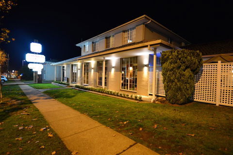 Winning Post Motor Inn - New Castle Tourism 13