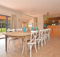 James Estate Guesthouse - Newcastle Accommodation