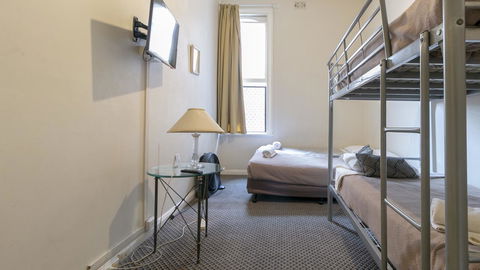 Woolbrokers Hotel - New Castle Tourism 25