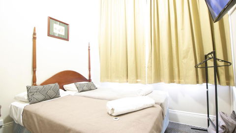 Woolbrokers Hotel - New Castle Tourism 42