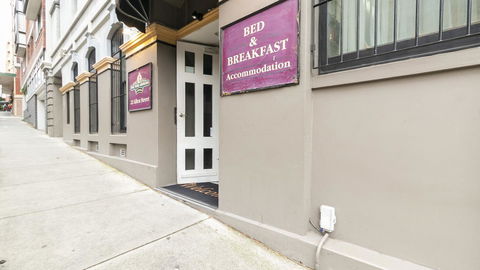 Woolbrokers Hotel - New Castle Tourism 17