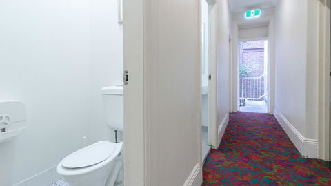 Woolbrokers Hotel - New Castle Tourism 40