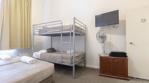 Woolbrokers Hotel - New Castle Tourism 15