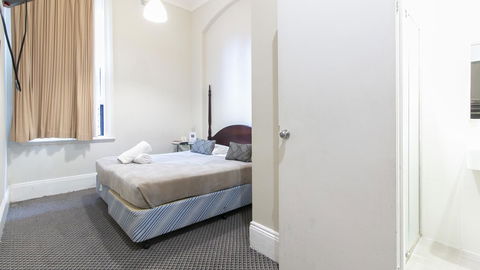 Woolbrokers Hotel - New Castle Tourism 7