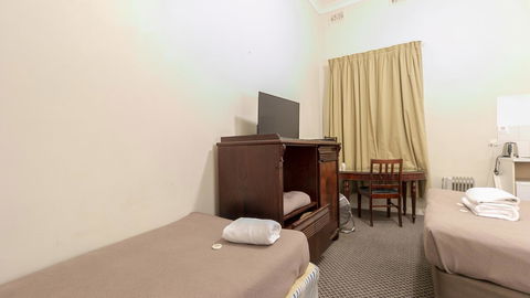 Woolbrokers Hotel - New Castle Tourism 23