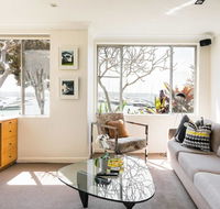 Waterfront Apartment Brimming with Inspirational Artwork - Newcastle Accommodation