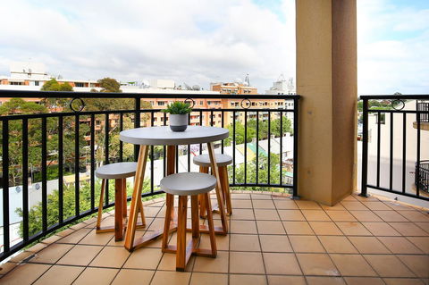 Vibrant Inner-city Living - Darling Harbour Fringe - New Castle Tourism 1