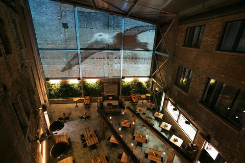 The Lucky Hotel - New Castle Tourism 13