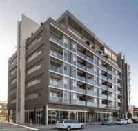 Honeysuckle Executive Apartments - Newcastle Accommodation