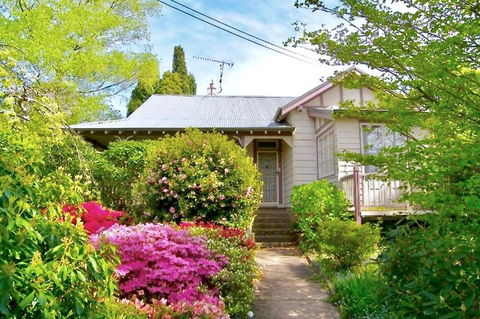 Dangal Gardens - New Castle Tourism 1