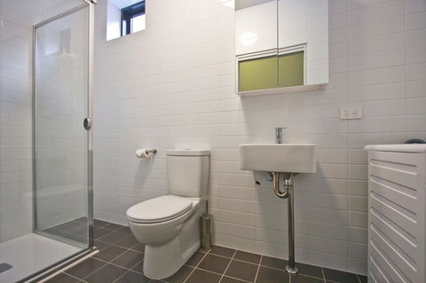 The Star Apartments - New Castle Tourism 23