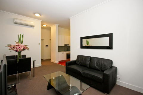 The Star Apartments - New Castle Tourism 6