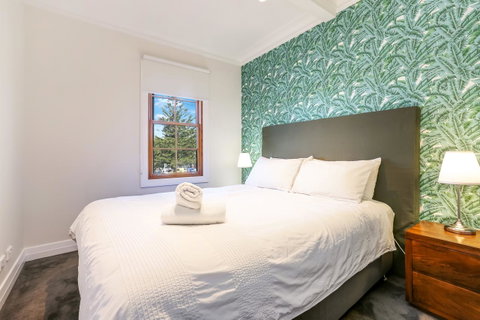 Bellevue Accommodation - Newcastle Accommodation 8
