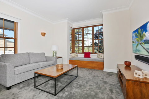 Bellevue Accommodation - Newcastle Accommodation 14