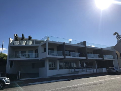 Belle Vue- Penthouse At Black Beach - Newcastle Accommodation 17
