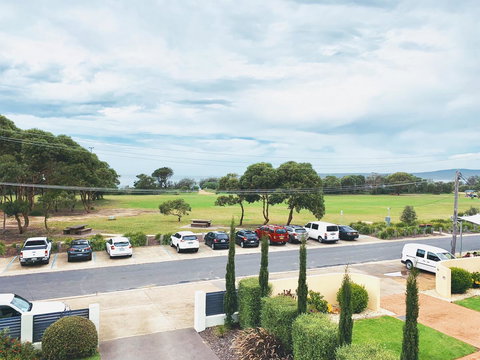 Seachange 3 - Newcastle Accommodation 1