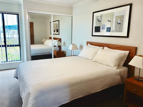 Seachange 3 - Newcastle Accommodation 5