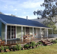Cadair Cottages - Newcastle Accommodation