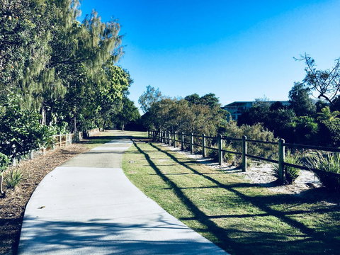 Casuarina Beachfront House - Hostie Properties - Newcastle Accommodation 18