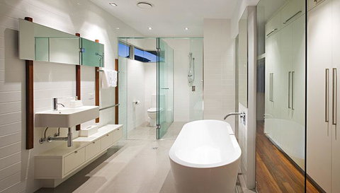 Casuarina Beachfront House - Hostie Properties - Newcastle Accommodation 24