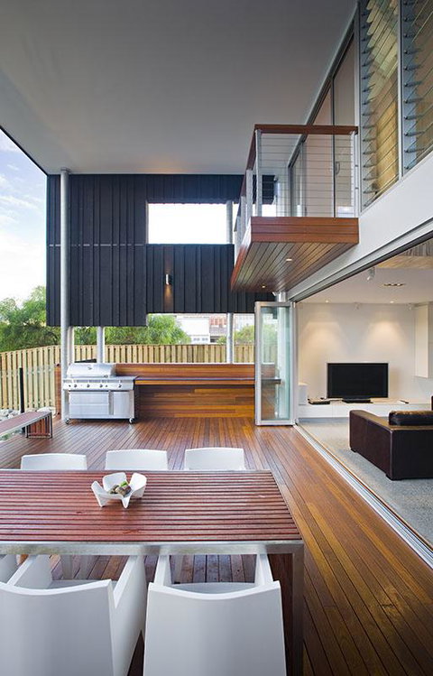 Casuarina Beachfront House - Hostie Properties - Newcastle Accommodation 6