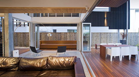 Casuarina Beachfront House - Hostie Properties - Newcastle Accommodation 20