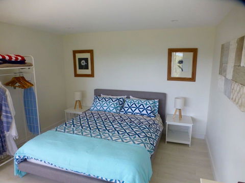 The Retreat At Palm Beach - New Castle Tourism 8