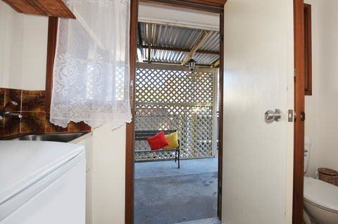 Sandy Toes Beach House Jervis Bay - 2min To Beach - New Castle Tourism 21