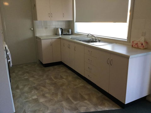 Tic Tac Toe Quality Accommodation - New Castle Tourism 13