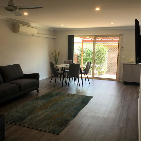 Tic Tac Toe Quality Accommodation - New Castle Tourism 8