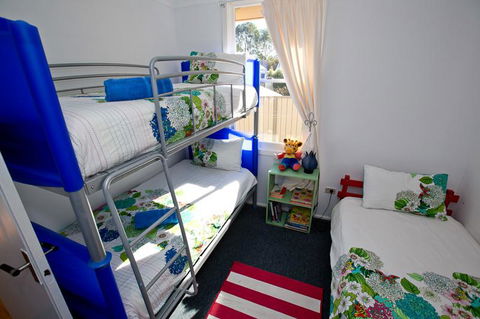 Bush & Bay Cottage - New Castle Tourism 21
