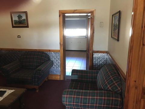 Jadan Cottages - Newcastle Accommodation 19