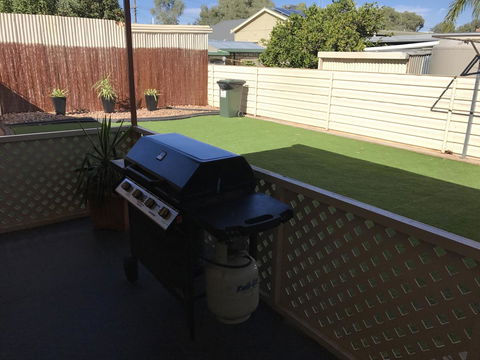 Jadan Cottages - Newcastle Accommodation 7