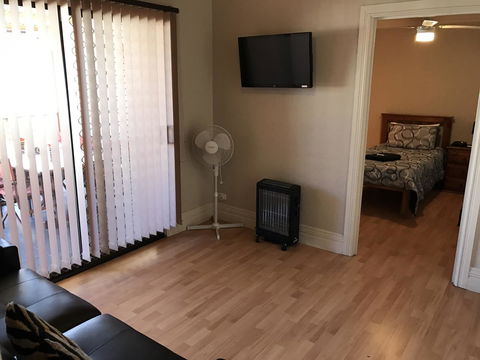 Jadan Cottages - Newcastle Accommodation 12