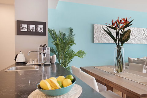 Arena Luxury Beachfront Apartment - New Castle Tourism 16