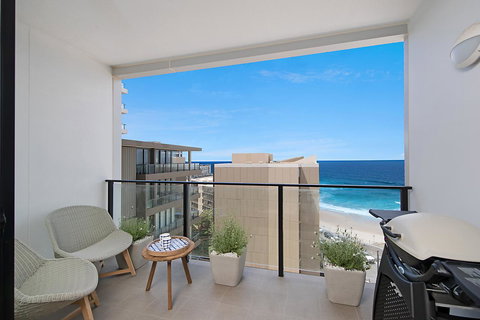 Arena Luxury Beachfront Apartment - New Castle Tourism 14