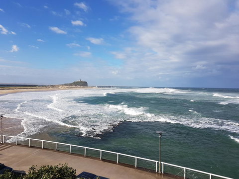 Arena Luxury Beachfront Apartment - New Castle Tourism 40