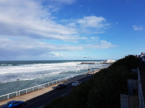 Arena Luxury Beachfront Apartment - New Castle Tourism 38