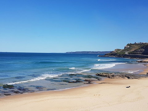 Arena Luxury Beachfront Apartment - New Castle Tourism 12