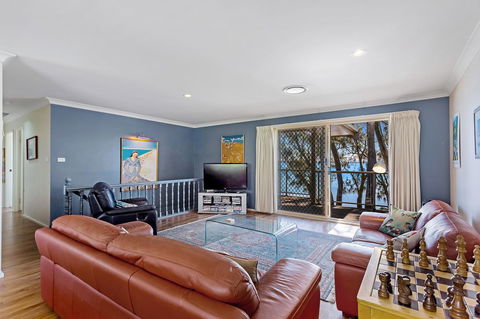 Foreshore Drive, 123, Sandranch - Newcastle Accommodation 5