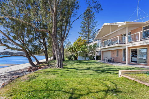 Foreshore Drive, 123, Sandranch - Newcastle Accommodation 17