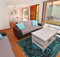 Hopetoun Villa - Newcastle Accommodation