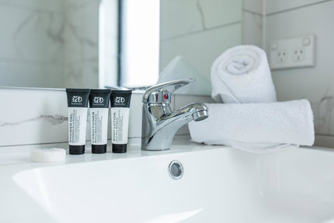 Hidden Gem Villa 7 - Newcastle Accommodation 5