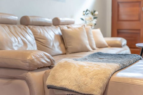 2 Bed House + Loft In Pyrmont - New Castle Tourism 9