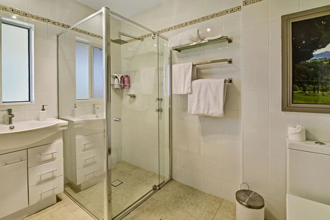 Bundanoon Lodge - Newcastle Accommodation 40