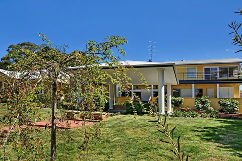 Bundanoon Lodge - Newcastle Accommodation 19