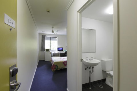 Sydney University Village - Newcastle Accommodation 22
