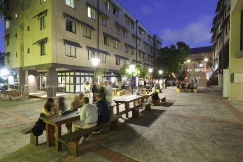 Sydney University Village - Newcastle Accommodation 12