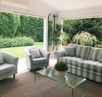 Bowral Escape - Newcastle Accommodation