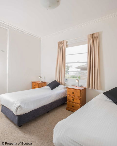 Villa Blue - New Castle Tourism 15